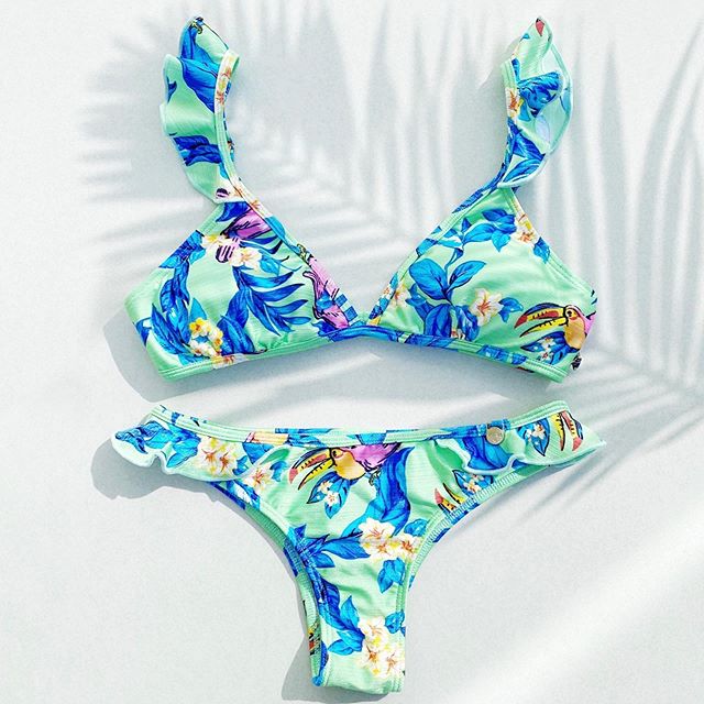 bikini con volado floreada verano 2021 Cipitria